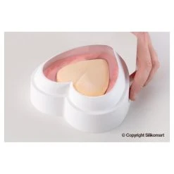 Moule Silicone Coeur Bombé 142 Mm Silikomart -Emile Henry Shop moule silicone coeur bombe 142 mm silikomart 3